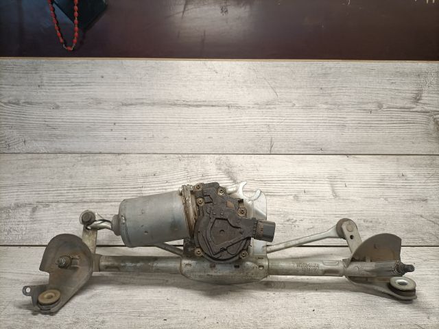 bontott TOYOTA YARIS Első Ablaktörlő Szerkezet Motorral