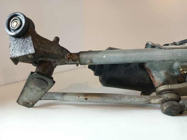 bontott TOYOTA YARIS Első Ablaktörlő Szerkezet Motorral