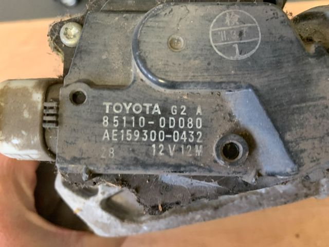 bontott TOYOTA YARIS Első Ablaktörlő Szerkezet Motorral