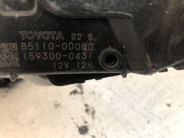 bontott TOYOTA YARIS Első Ablaktörlő Szerkezet Motorral