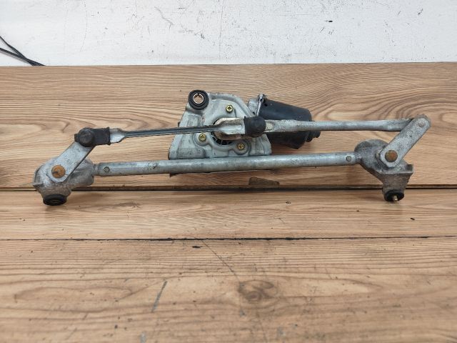 bontott TOYOTA YARIS Első Ablaktörlő Szerkezet Motorral