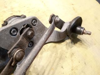 bontott TOYOTA YARIS Első Ablaktörlő Szerkezet Motorral