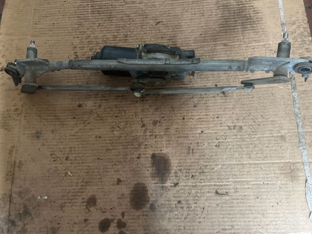 bontott TOYOTA YARIS Első Ablaktörlő Szerkezet Motorral