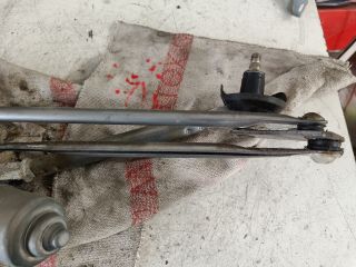 bontott TOYOTA YARIS Első Ablaktörlő Szerkezet Motorral