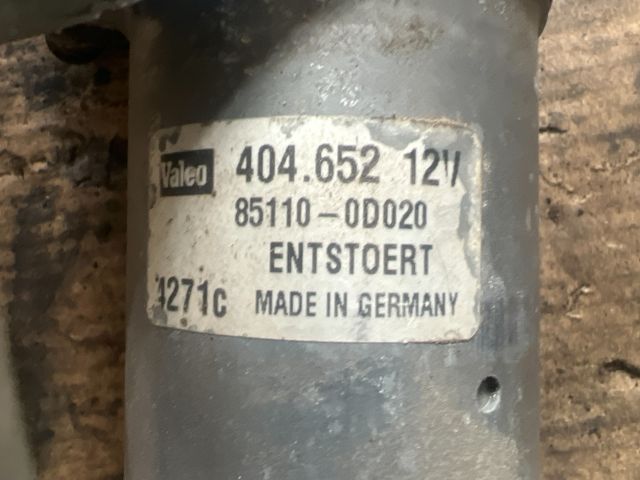 bontott TOYOTA YARIS Első Ablaktörlő Szerkezet Motorral