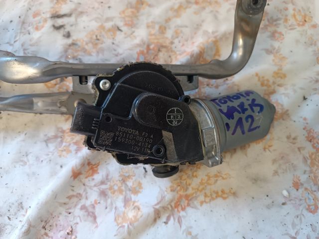 bontott TOYOTA YARIS Első Ablaktörlő Szerkezet Motorral