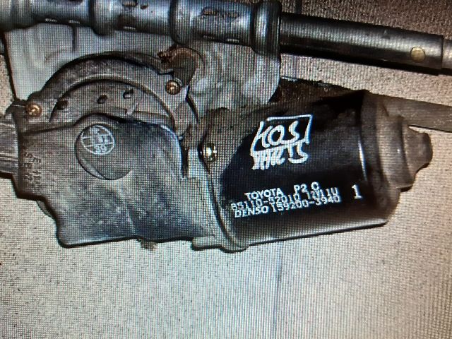 bontott TOYOTA YARIS Első Ablaktörlő Szerkezet Motorral