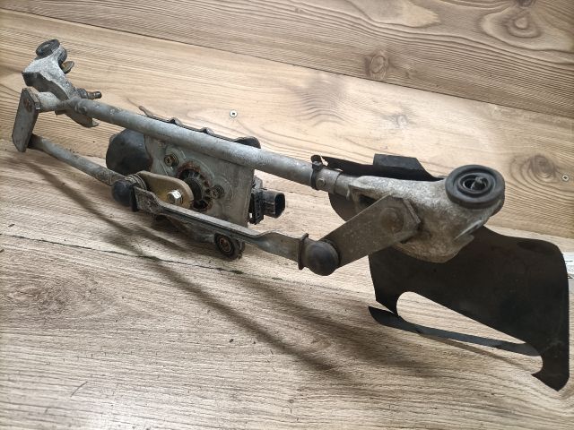 bontott TOYOTA YARIS Első Ablaktörlő Szerkezet Motorral