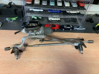 bontott TOYOTA YARIS Első Ablaktörlő Szerkezet Motorral