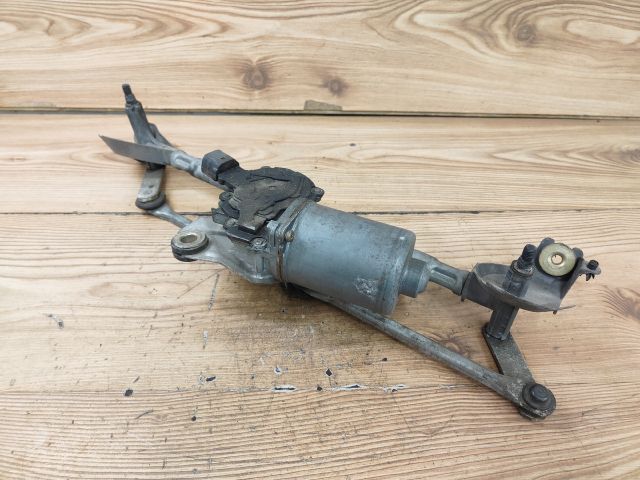 bontott TOYOTA YARIS Első Ablaktörlő Szerkezet Motorral