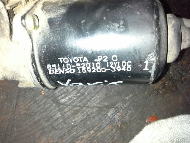 bontott TOYOTA YARIS Első Ablaktörlő Szerkezet