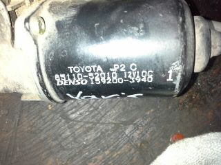 bontott TOYOTA YARIS Első Ablaktörlő Szerkezet