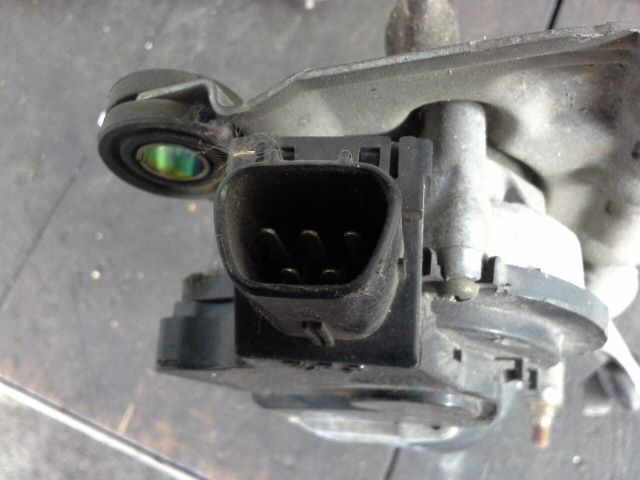 bontott TOYOTA YARIS Első Ablaktörlő Szerkezet