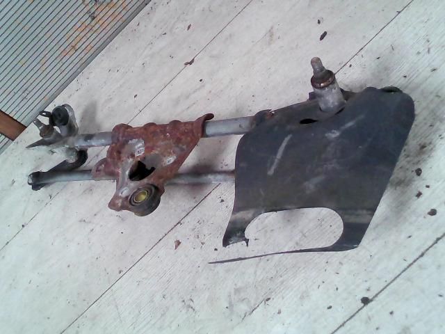 bontott TOYOTA YARIS Első Ablaktörlő Szerkezet