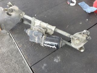 bontott TOYOTA YARIS Első Ablaktörlő Szerkezet