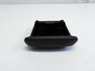 bontott TOYOTA YARIS Első Hamutartó