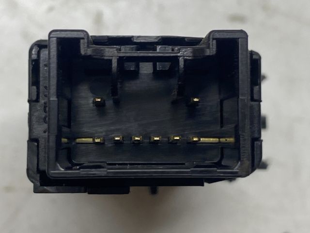 bontott TOYOTA YARIS Első Ködfényszóró Kapcsoló