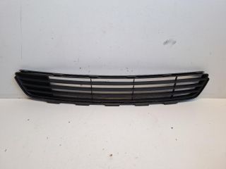 bontott TOYOTA YARIS Első Lökhárító Alsó Középső Díszrács