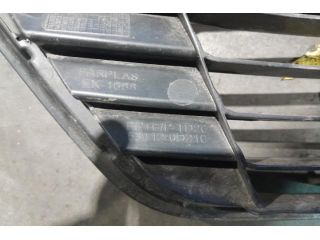 bontott TOYOTA YARIS Első Lökhárító Alsó Középső Díszrács