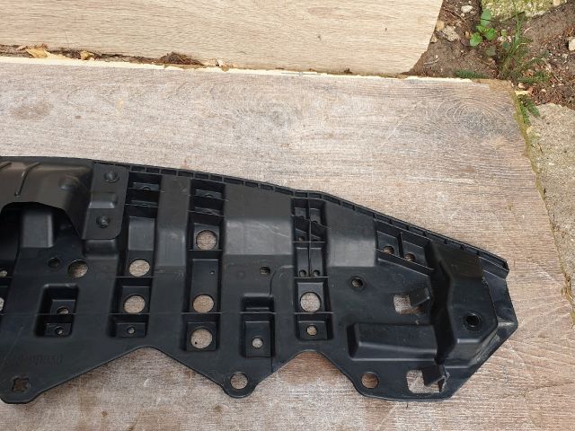 bontott TOYOTA YARIS Első Lökhárító Merevítő (Fém)