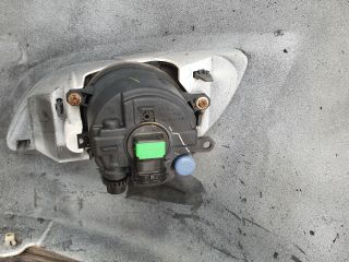 bontott TOYOTA YARIS Első Lökhárító (Részeivel)