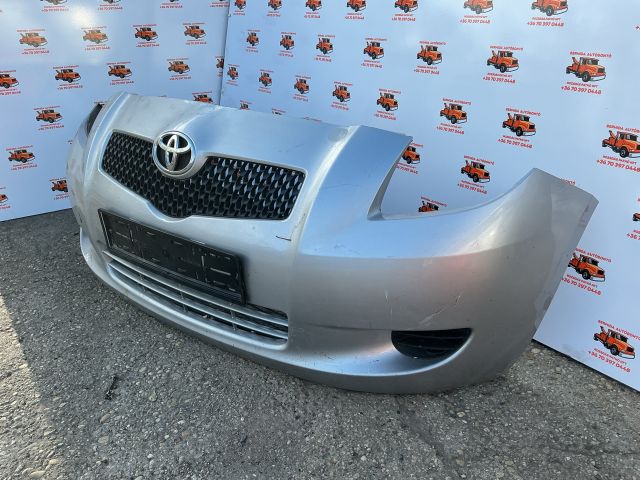 bontott TOYOTA YARIS Első Lökhárító (Részeivel)