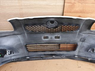 bontott TOYOTA YARIS Első Lökhárító (Részeivel)