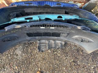 bontott TOYOTA YARIS Első Lökhárító (Részeivel)