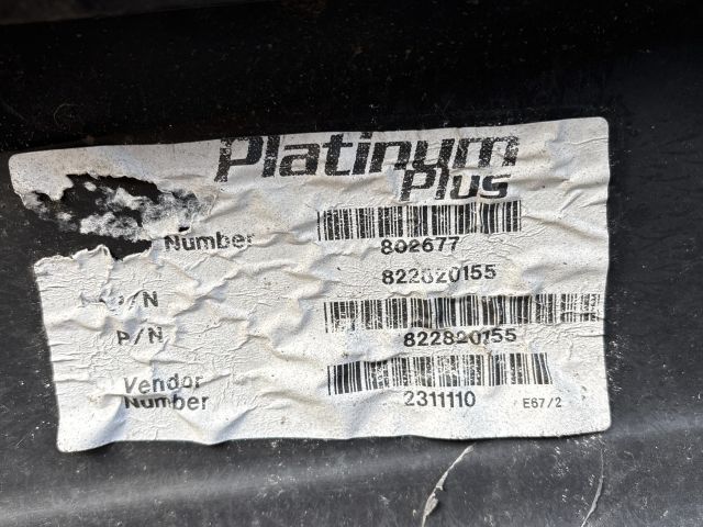 bontott TOYOTA YARIS Első Lökhárító (Részeivel)