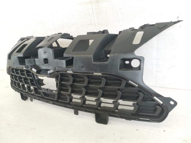 bontott TOYOTA YARIS Első Lökhárító Tartó Felső