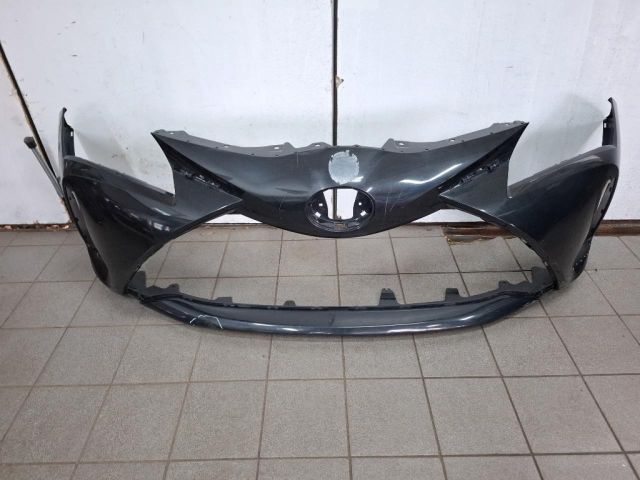 bontott TOYOTA YARIS Első Lökhárító (Üresen)
