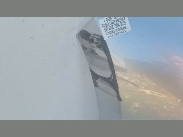 bontott TOYOTA YARIS Első Lökhárító (Üresen)