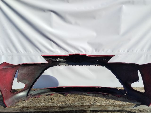 bontott TOYOTA YARIS Első Lökhárító (Üresen)