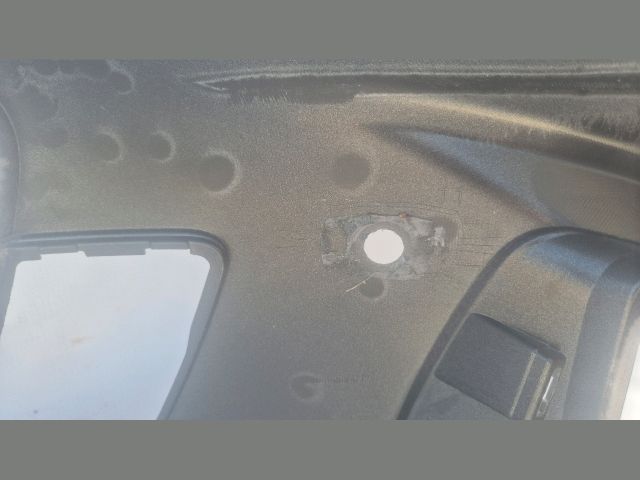 bontott TOYOTA YARIS Első Lökhárító (Üresen)