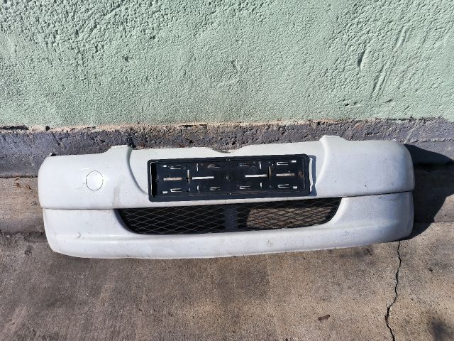 bontott TOYOTA YARIS Első Lökhárító (Üresen)