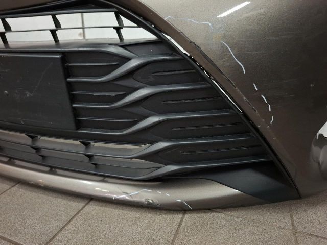 bontott TOYOTA YARIS Első Lökhárító (Üresen)