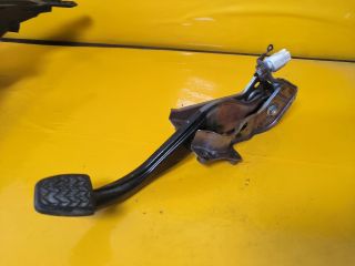 bontott TOYOTA YARIS Fékpedál