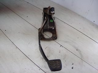 bontott TOYOTA YARIS Fékpedál