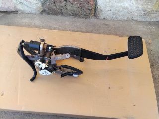 bontott TOYOTA YARIS Fékpedál