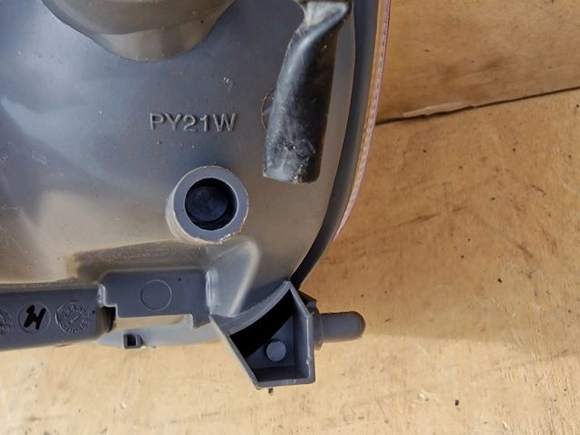 bontott TOYOTA YARIS Fényszóró Pár