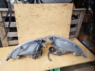 bontott TOYOTA YARIS Fényszóró Pár