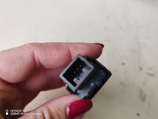 bontott TOYOTA YARIS Fényszórómagasság Állító Kapcsoló