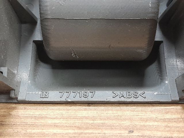 bontott TOYOTA YARIS Fényszórómagasság Állító Kapcsoló