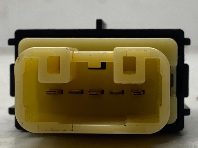 bontott TOYOTA YARIS Fényszórómagasság Állító Kapcsoló