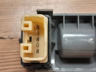 bontott TOYOTA YARIS Fényszórómagasság Állító Kapcsoló