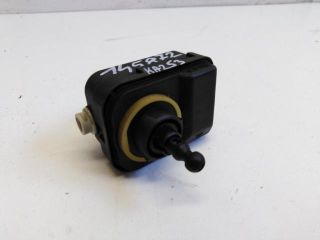 bontott TOYOTA YARIS Fényszórómagasság Állító Motor Bal