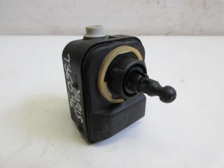 bontott TOYOTA YARIS Fényszórómagasság Állító Motor Bal