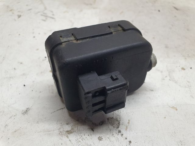 bontott TOYOTA YARIS Fényszórómagasság Állító Motor (Pozíciófüggetlen)