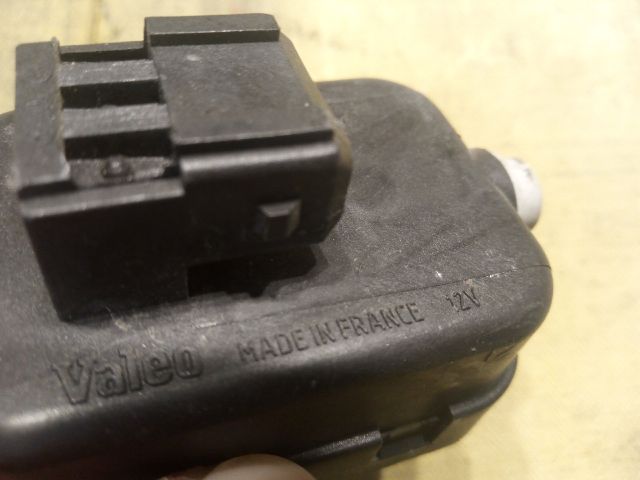 bontott TOYOTA YARIS Fényszórómagasság Állító Motor (Pozíciófüggetlen)