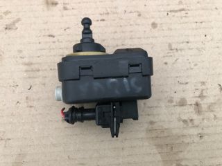 bontott TOYOTA YARIS Fényszórómagasság Állító Motor (Pozíciófüggetlen)